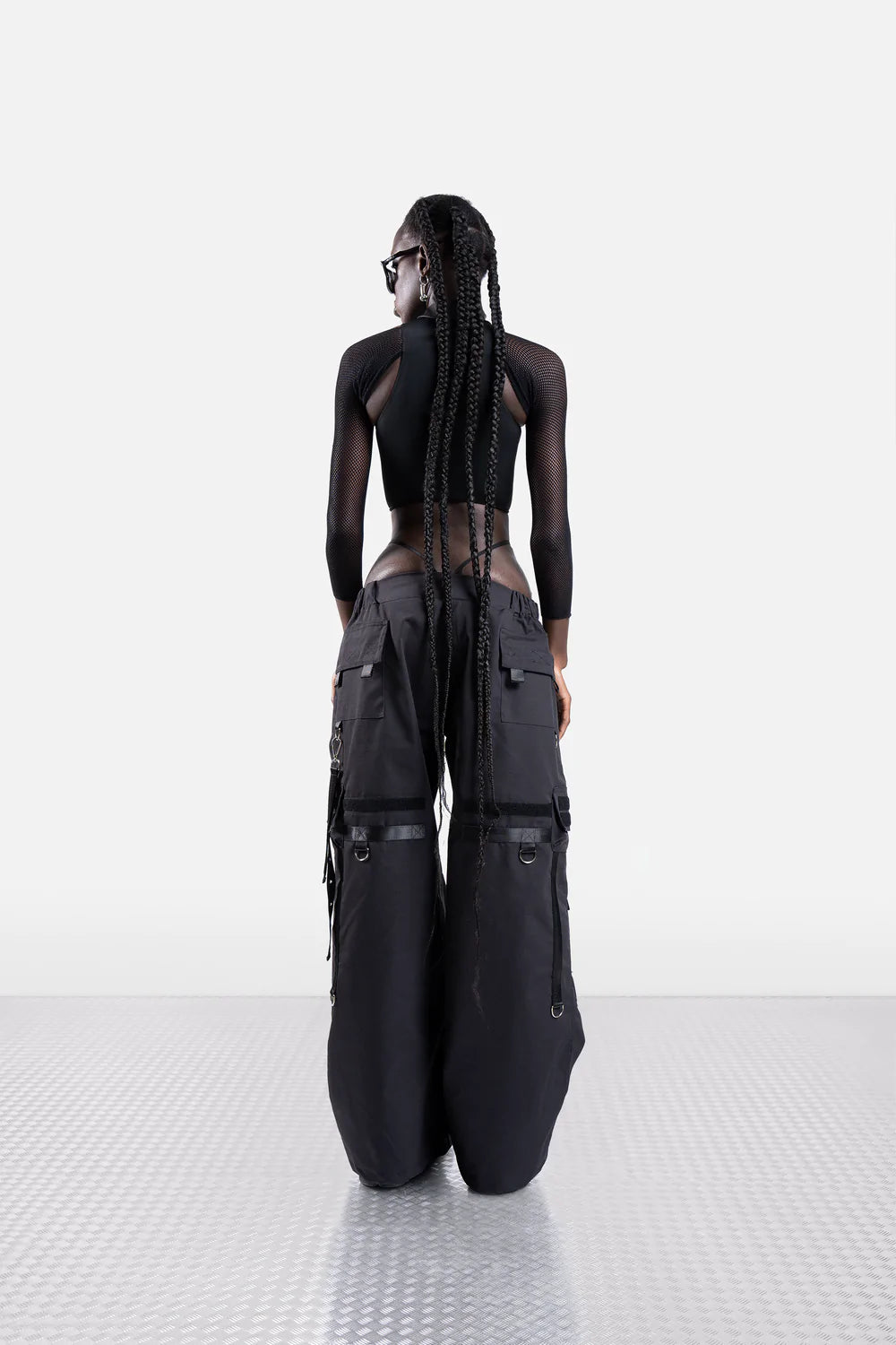 Namilia PIERCING TOP