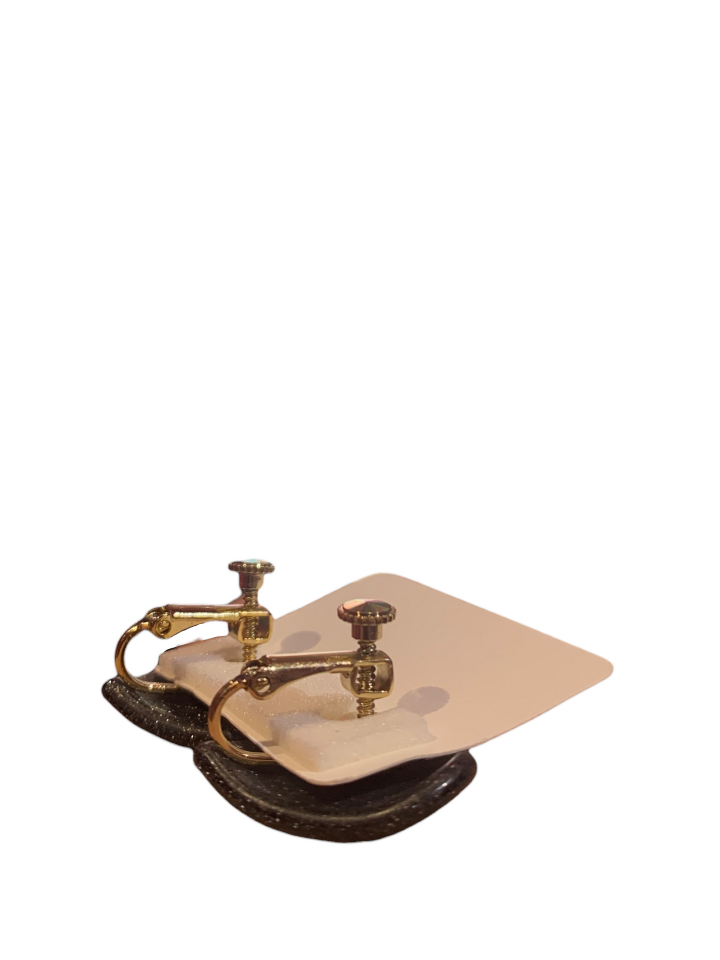 BEAMS brand new Heart-shape Ear clips