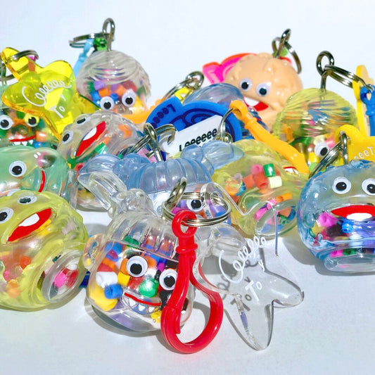 leeeeeetoy MINI EARTHLY 大地の子 Keychain